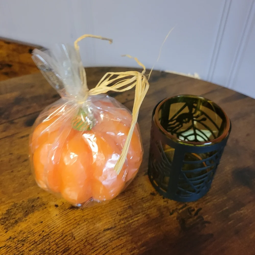 Halloween items, metal/glass spider candle holder & pumkin candle